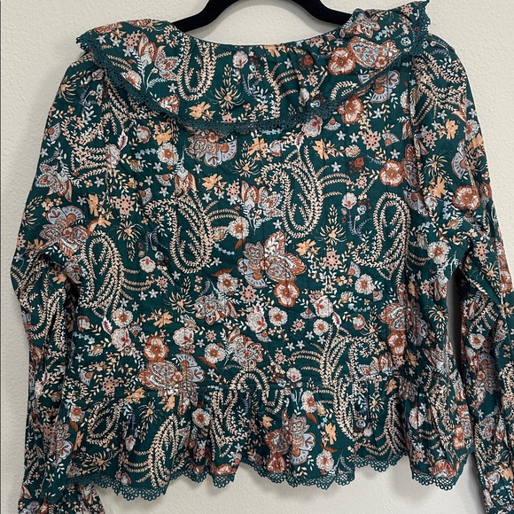 Patterned top - Picture 4 of 4